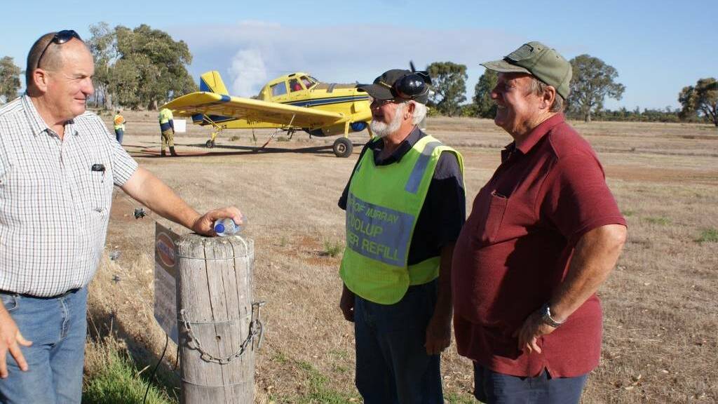 Funding: Ra Wheeler (centre), who owns Wheeler Airfield, with Murray Wellington MP Murray Cowper. Photo: Supplied.