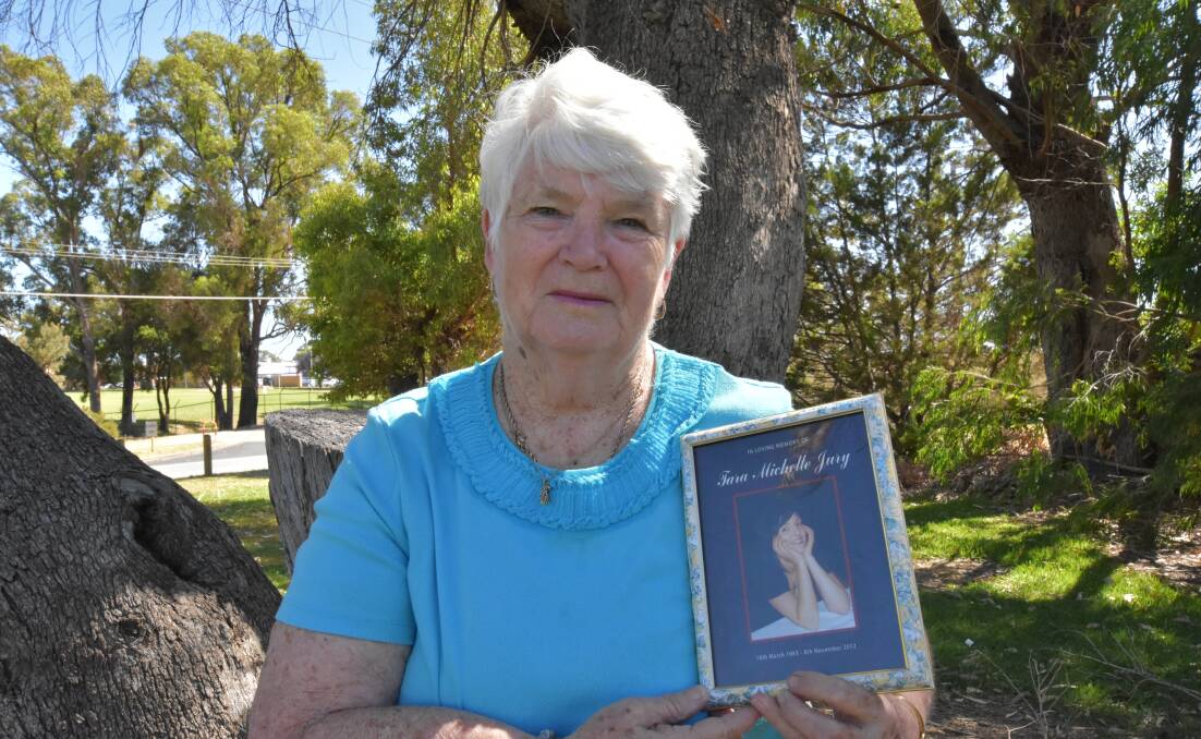 Tragic: Maxine Giles with a photo of her grandaughter Tara Dury who passed away at 29-years-old. Photo: Carla Hildebrandt. 