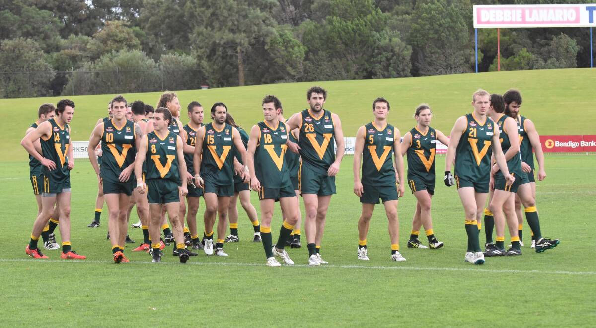 The South West side were far too strong for Avon. Photo: Andrew Elstermann.