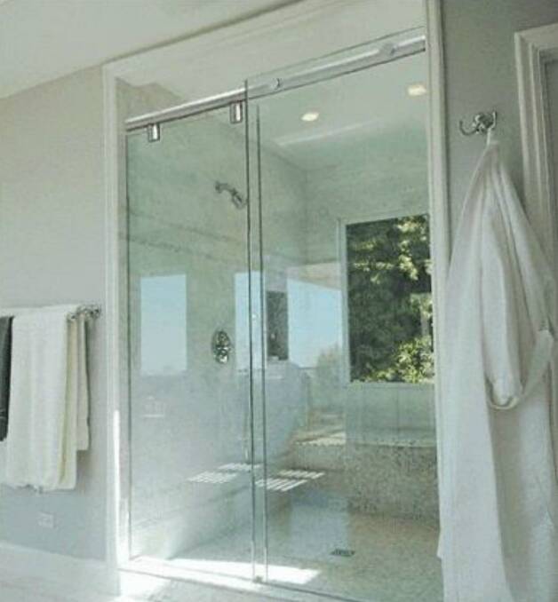If you need inspiration or advice, Ocean Glass and Glazing has a range of shower screen solutions on display in their Mandurah showroom. 