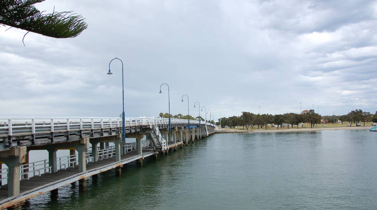 The Old Mandurah Traffic Bridge will be replaced, with works continuing into 2017. The Informaiton session will update residents on the current progress.