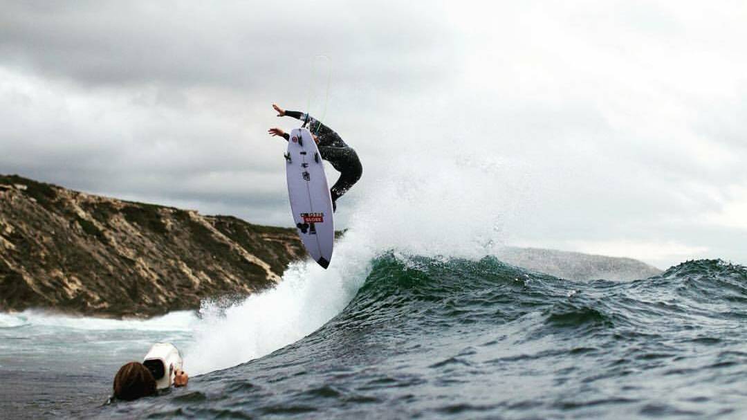 Current state champion Jerome Forrest will surf the Peel Pro. Photo: Facebook/Makin Homes Peel Pro.