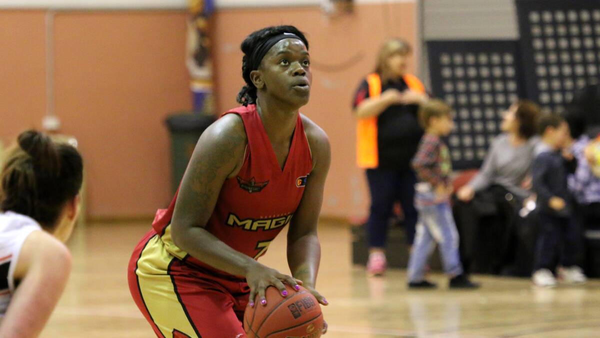 Annette Davis tallied a pair of double-doubles over the weekend. Photo: Coni Forrestall.