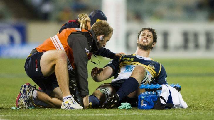 Sam Carter suffered a serious knee injury on Friday night. Photo: Jay Cronan
