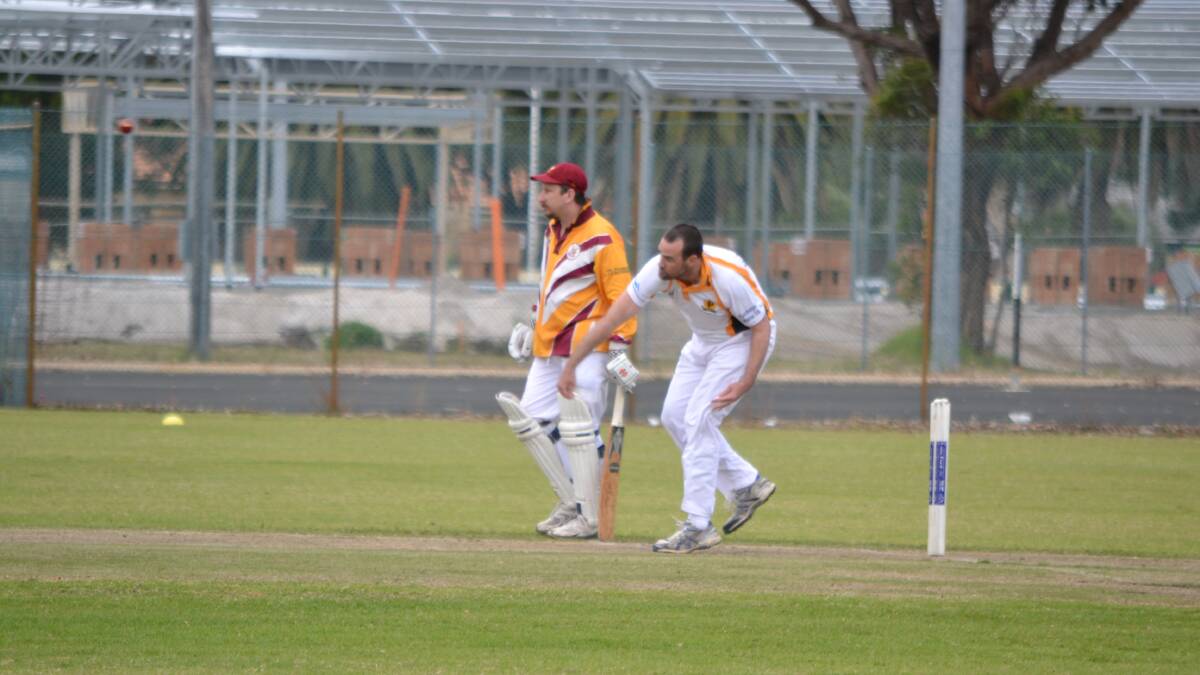 PINJARRA took on Shoalwater in round two of the Peel Cricket Association in Pinjarra.
