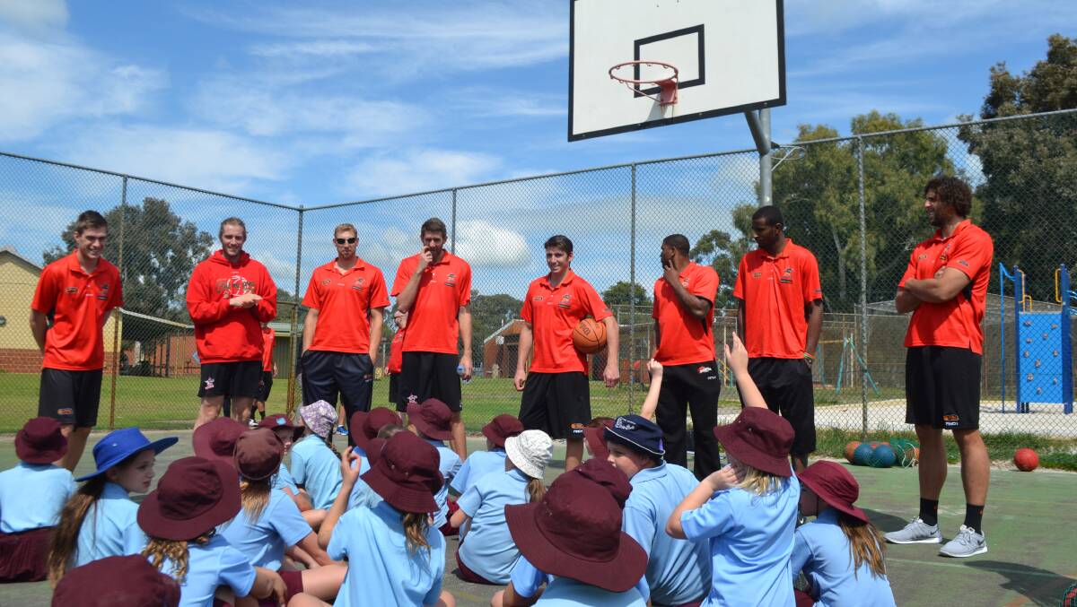 THE Perth Wildcats held a coaching clinic with students from Pinjarra Primary School on Thursday ahead of their pre-season game against Melbourne United in Waroona on Friday night.