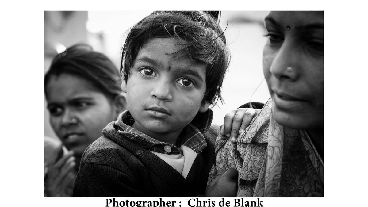Chris de Blank was crowned the winner in the 2015 Mandurah Portrait and Landscape Prize portrait category. 