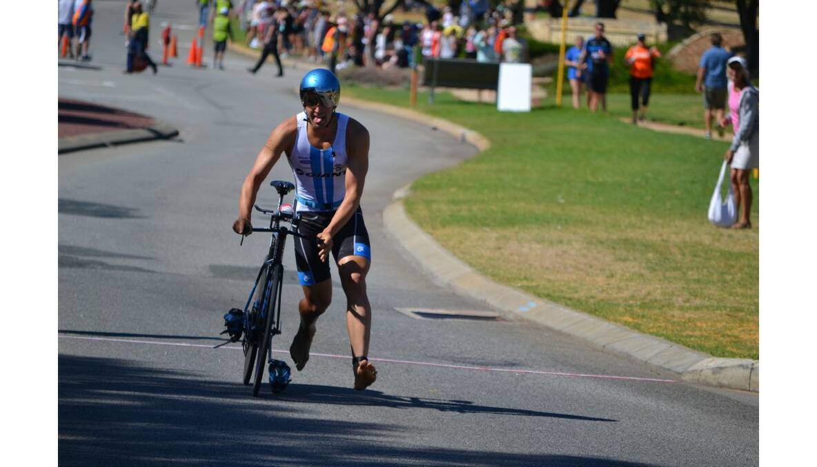 Thousands of triathletes descended on Mandurah to take part in this year's Telstra Triathlon Series.
