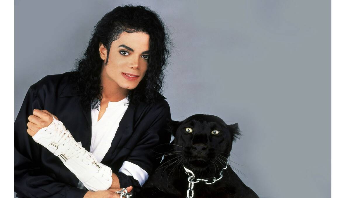 1991: Michael Jackson's Black or White video premieres on FOX TV.