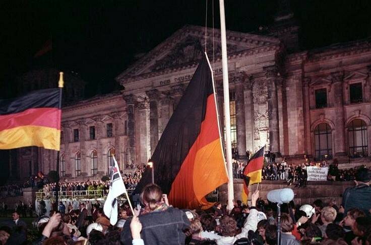 1990: East and West Germany officially became one nation on October 3, 1990 after more than 45 years of post-war division.