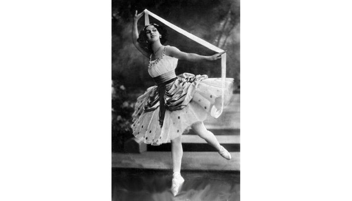 1935: The Australian/New Zealand dessert, the pavlova, is named after ballerina Anna Pavlova.