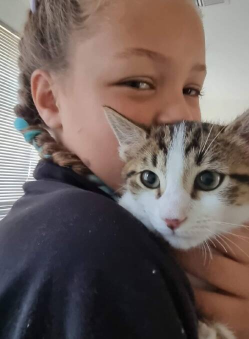 Rennee with her cat Paris, who she adopted from Perth Rescue Angels. Picture supplied. 
