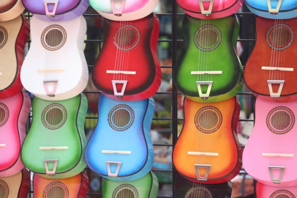 STRUM WITH A CAUSE: The ukulele festival hosted by the WA Mums Cottage will span across the Mandurah foreshore. Photo: Christy Ash via Unsplash.