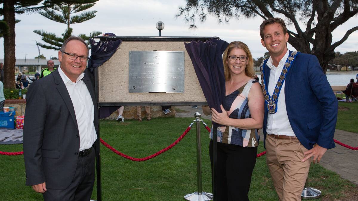 Mandurah MP David Templeman, transport minister Rita Saffioti and mayor Rhys Williams at the plaque unveiling. Photo: Daniel Wilkins.