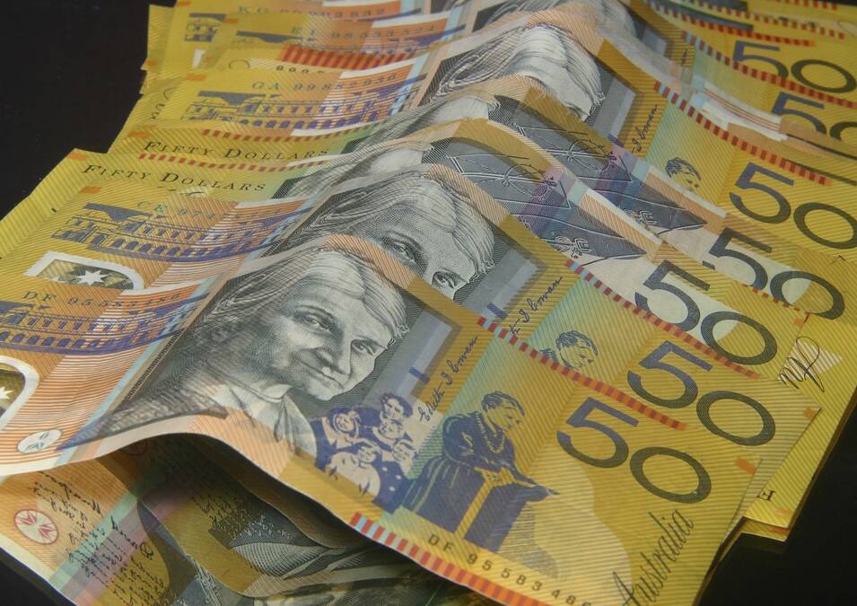 A chef who stole more than $7000 from the Mandurah business where he was employed was ordered to complete 60 hours of community work on Friday.