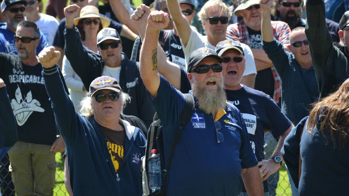 Alcoa's AWU workers at a mass meeting in Pinjarra on Friday morning. Photos: Gareth McKnight.