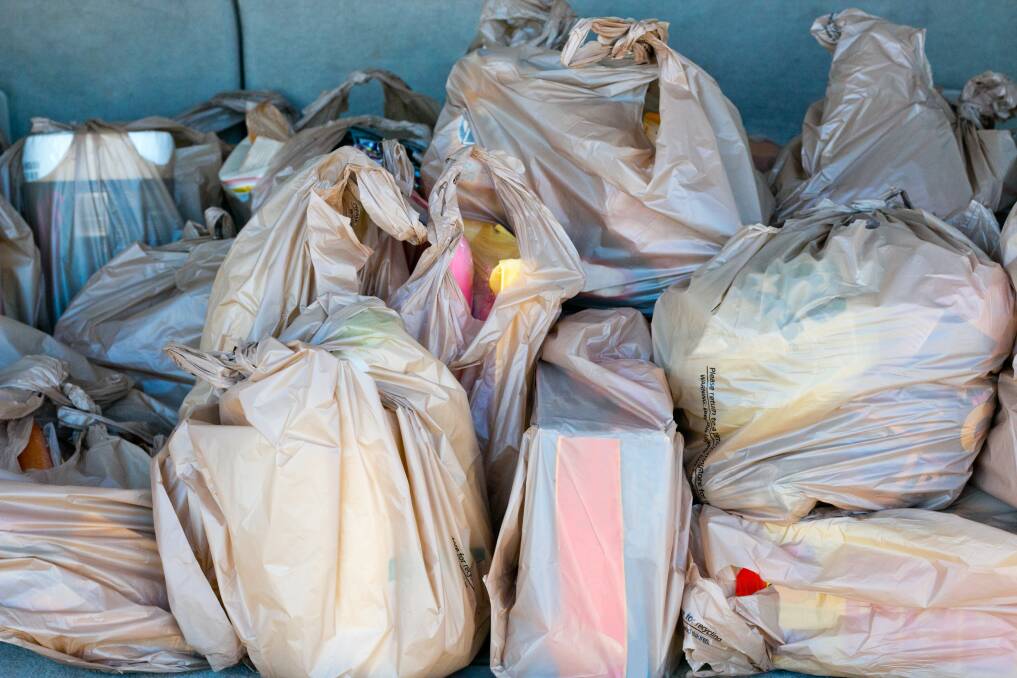Retailers could face fines of up to $5,000 for continuing to use lightweight plastic bags after New Year's. Photo: Shutterstock.