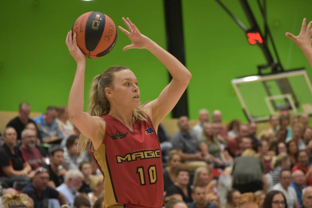 LEADING THE WAY: Kelly Bailey starred with 19 points and seven rebounds as the Magic women claimed a stellar 52-point victory over East Perth on Saturday night. Photo: Justin Rake.