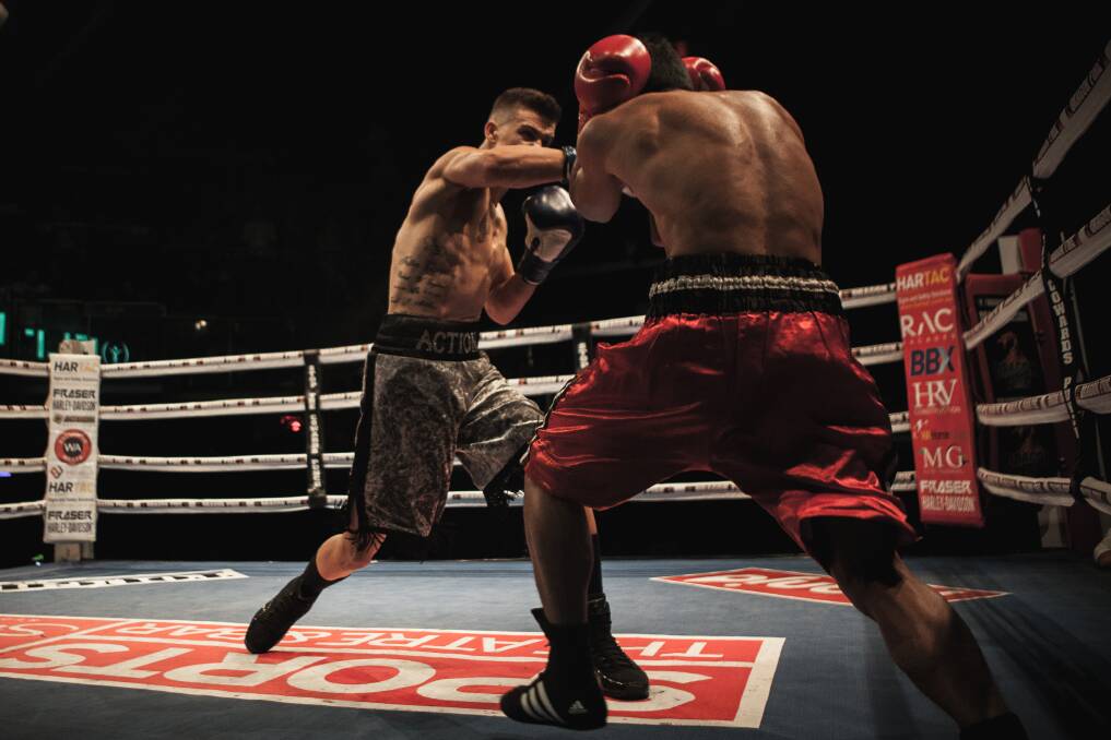 England will look to make the most of his power in the bout. Photo: Brock Doe Fight Photography.