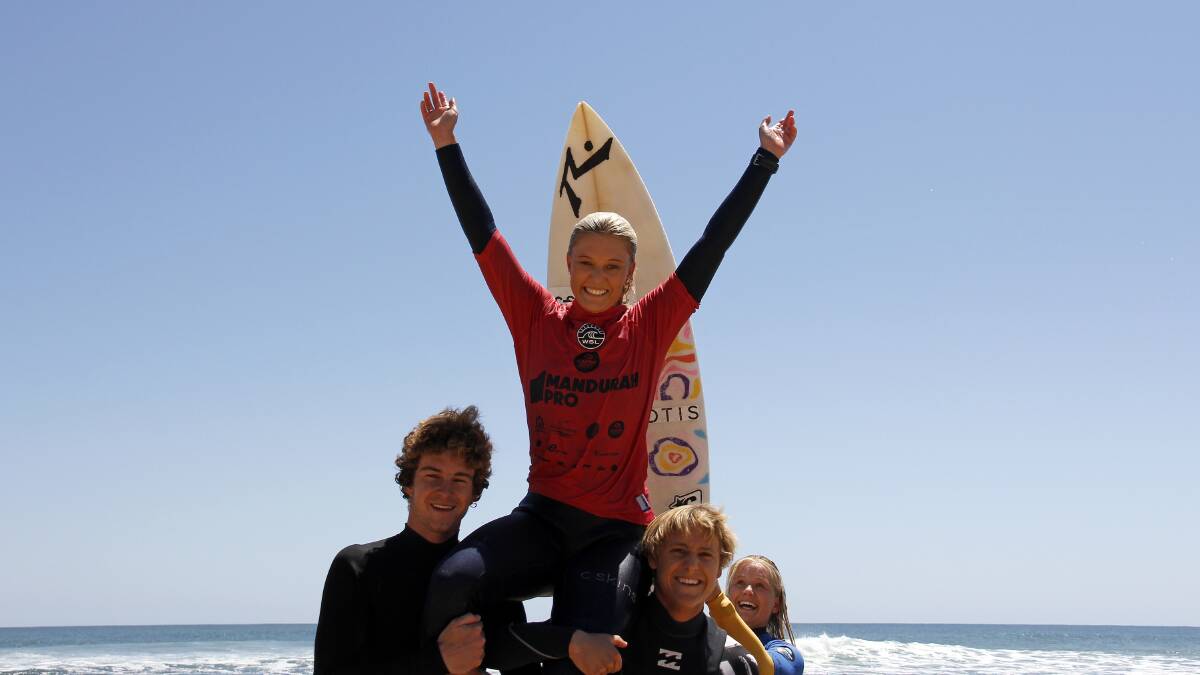 Sophie Fletcher celebrates her win. Photo: Surfing WA/Majeks.