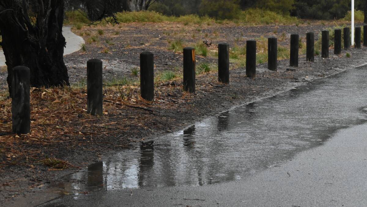 A severe weather warning is in place for areas in the Perth metropolitan and South West regions. Photo: Mandurah Mail.