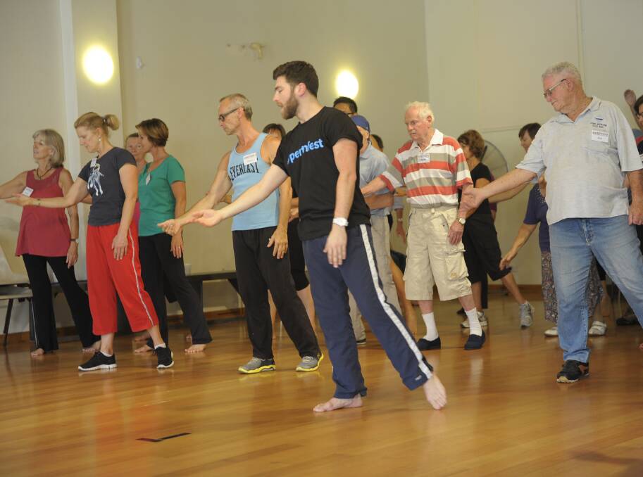 The Parkinson’s WA Dance for Parkinson’s program addresses Parkinson's specific concerns such as balance, flexibility, coordination, gait, social isolation and depression.
