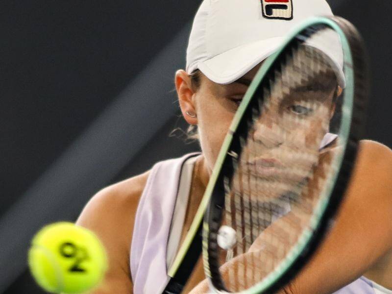 World No.1 Ash Barty has been urged to go on the attack in a bid to lift the Wimbledon trophy.