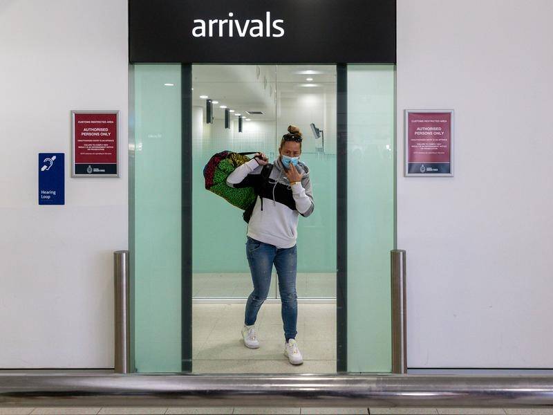 Travellers from Queensland and Victoria won't have to self-isolate after they arrive in WA.