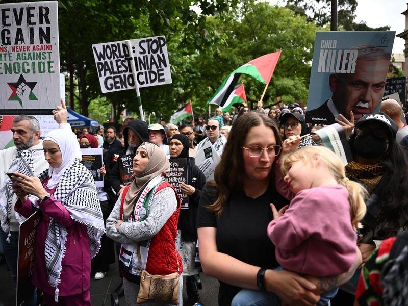 There's been a spike in reports to the Islamophobia Register Australia since war broke out in Gaza. (Joel Carrett/AAP PHOTOS)