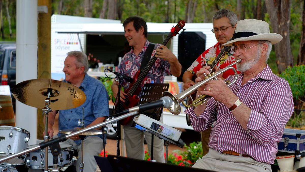 The South West Art Market at Happs Winery and Pottery was a success. Pictured are jazz band Local Vintage. Photo: Sandy Powell/Augusta-Margaret River Mail.